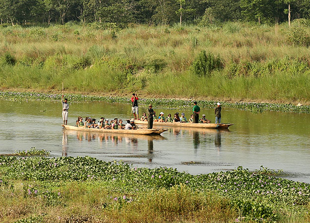 Canoe Ride Chitwan National Park